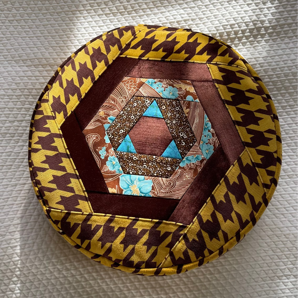 Velvet Ground - 13" Meditation Cushion