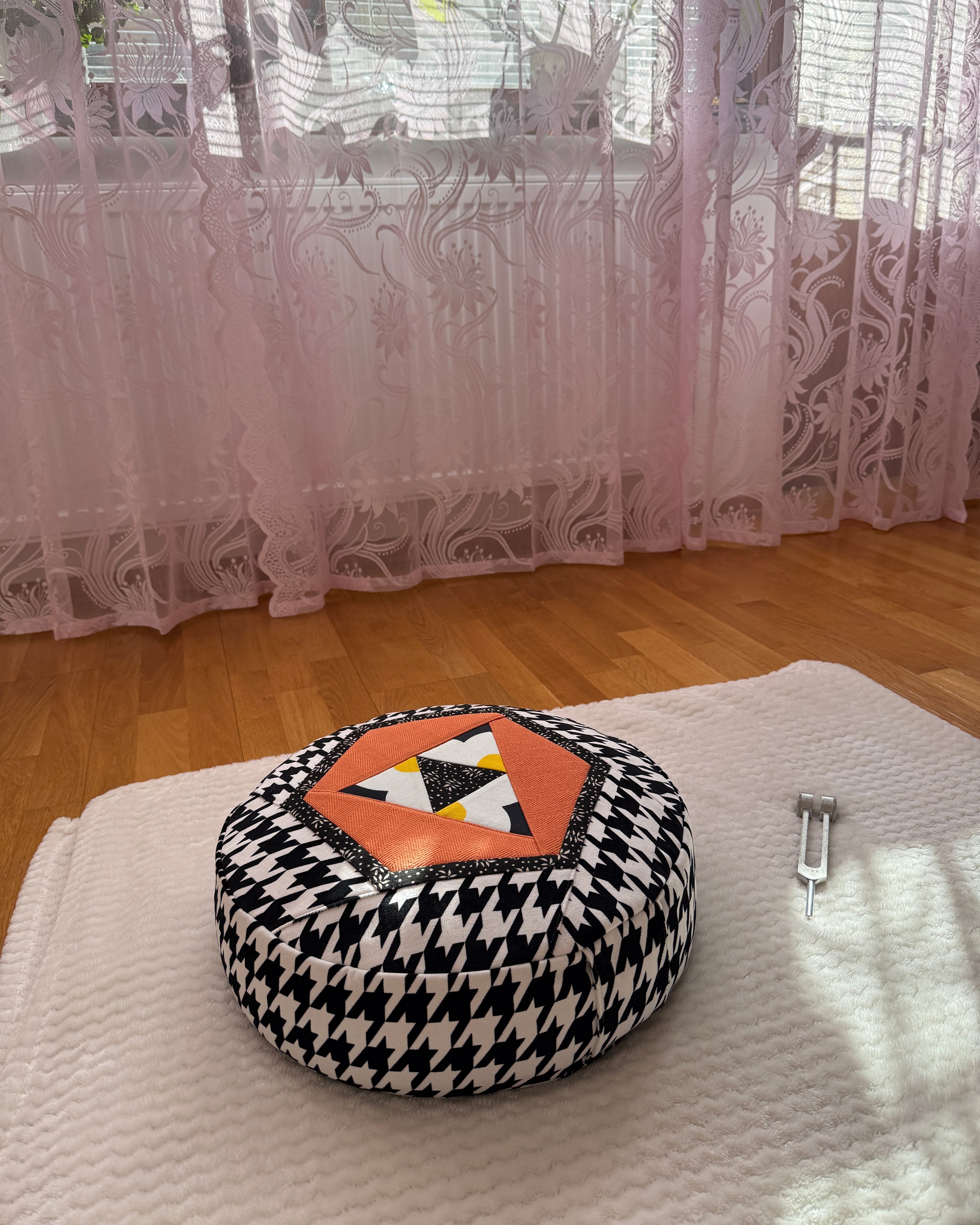 Sunny Side - 15.5" Meditation Cushion